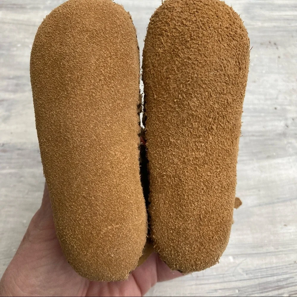 Minnetonka Moccasins size 2